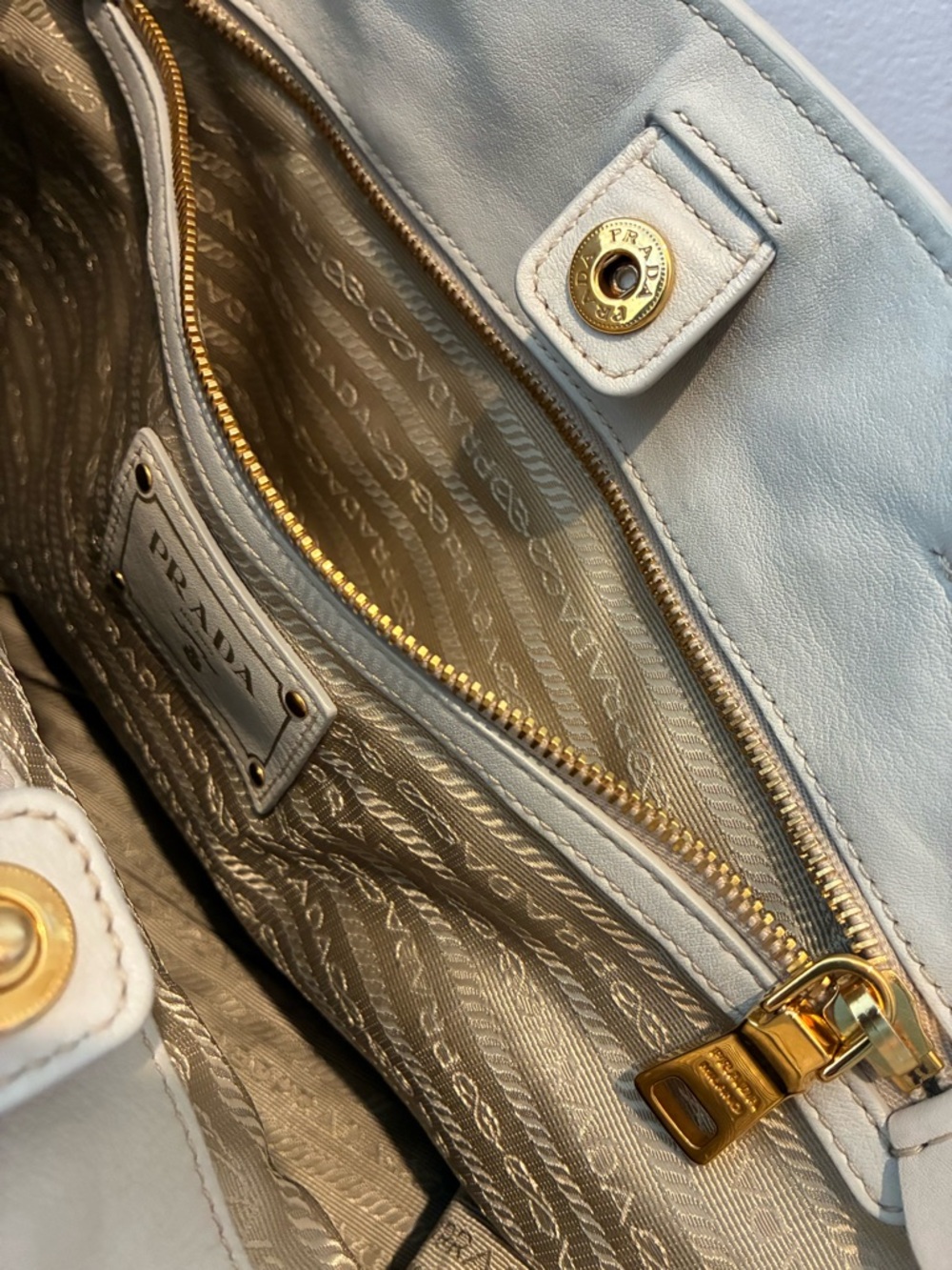 Prada Cream Leather Tote - Picture 4 of 11